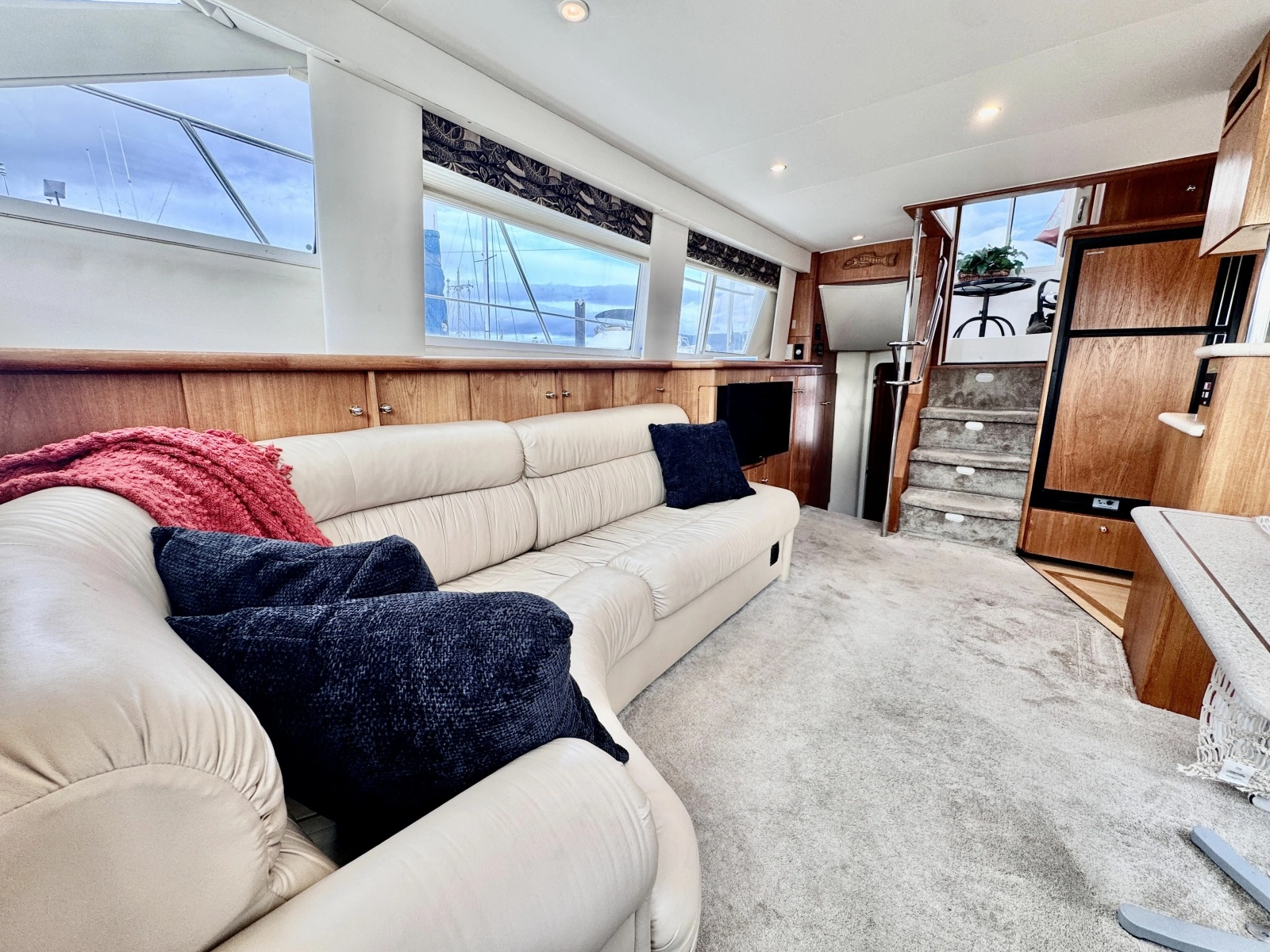 1997 Carver 500 Cockpit Motor Yacht 50