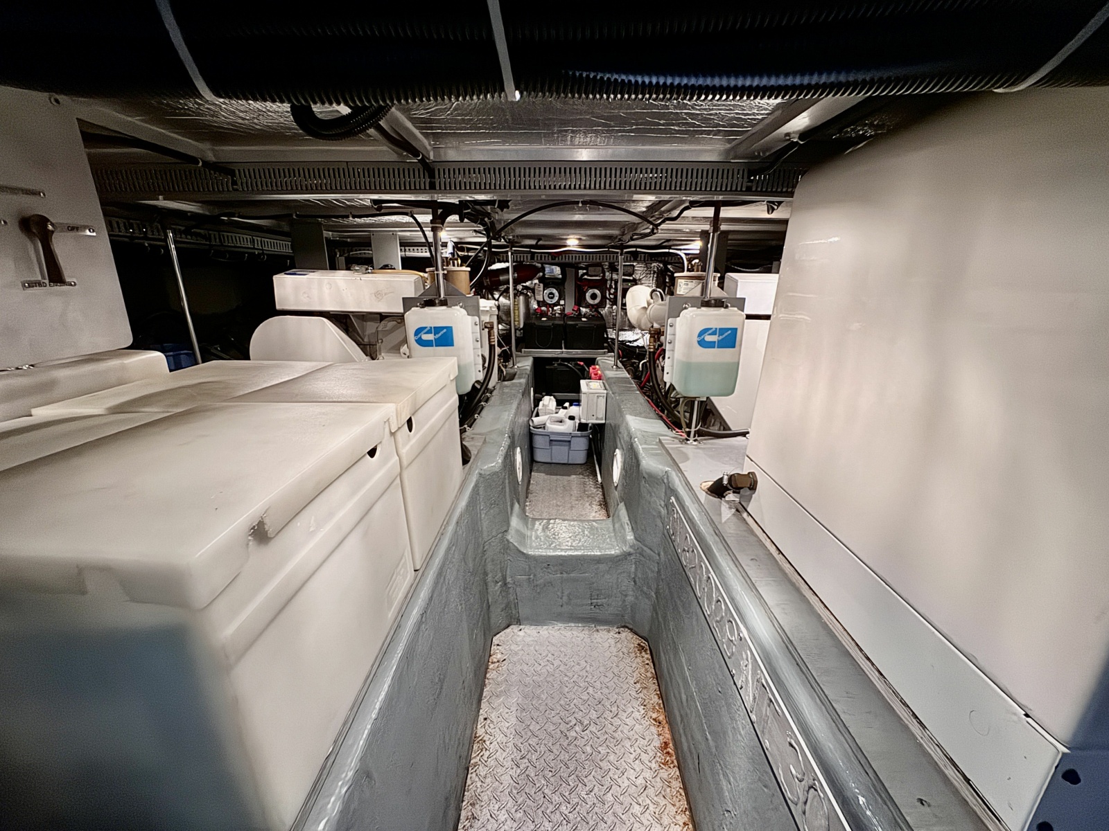 1997 Carver 500 Cockpit Motor Yacht 50