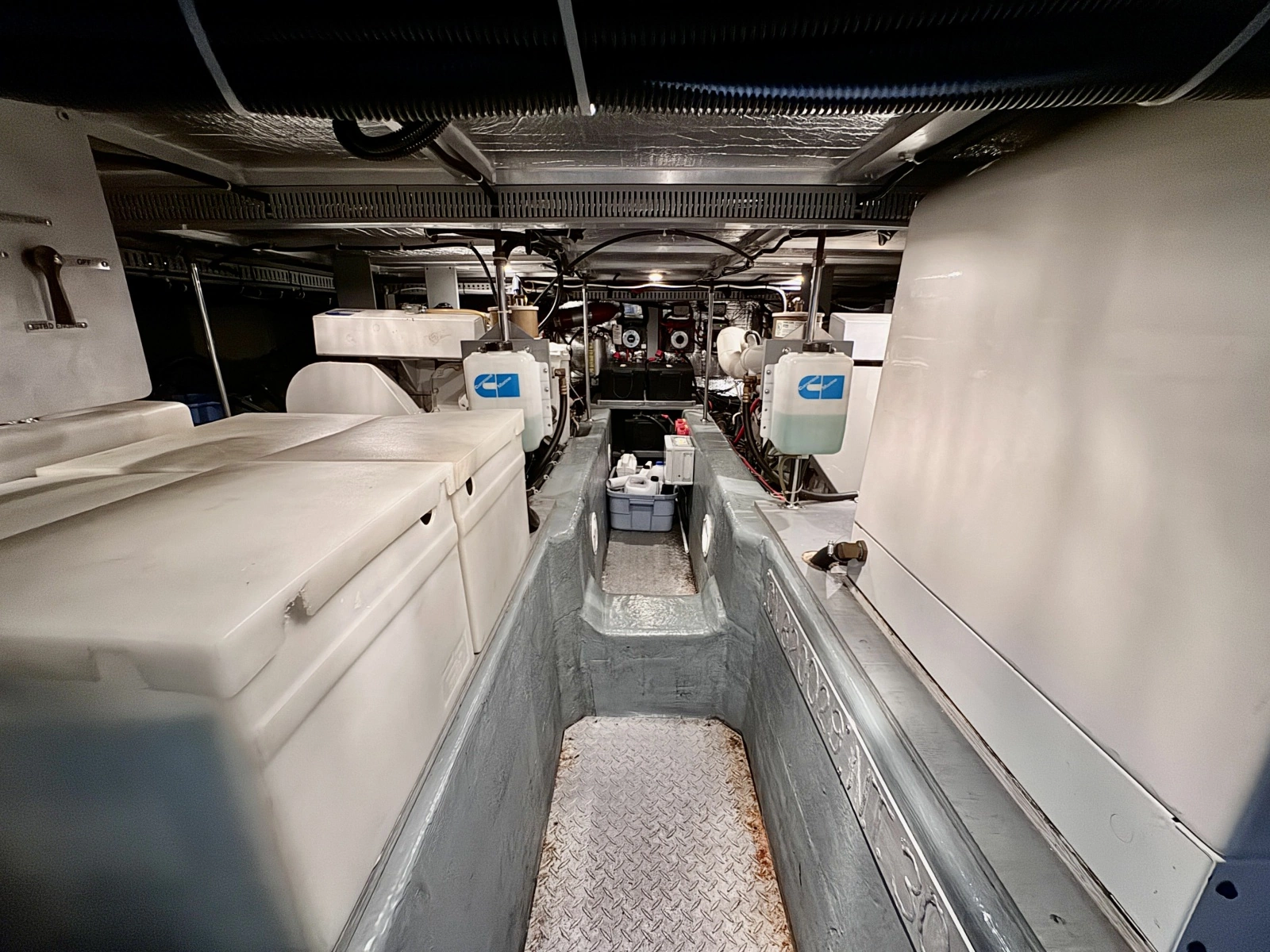 1997 Carver 500 Cockpit Motor Yacht 50