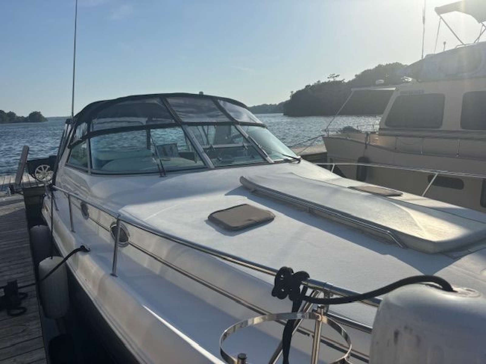 1997 Sea Ray 330 Sundancer 33