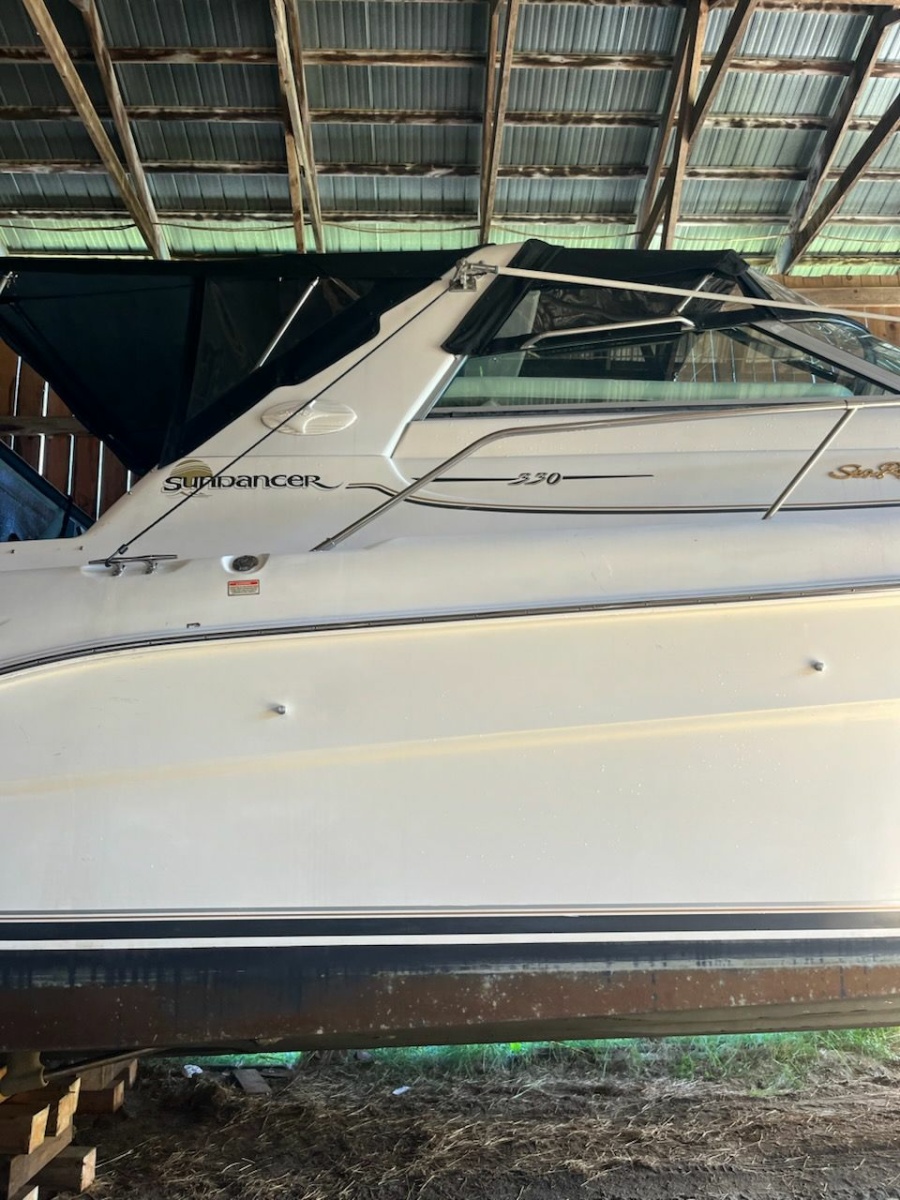 1997 Sea Ray 330 Sundancer 33