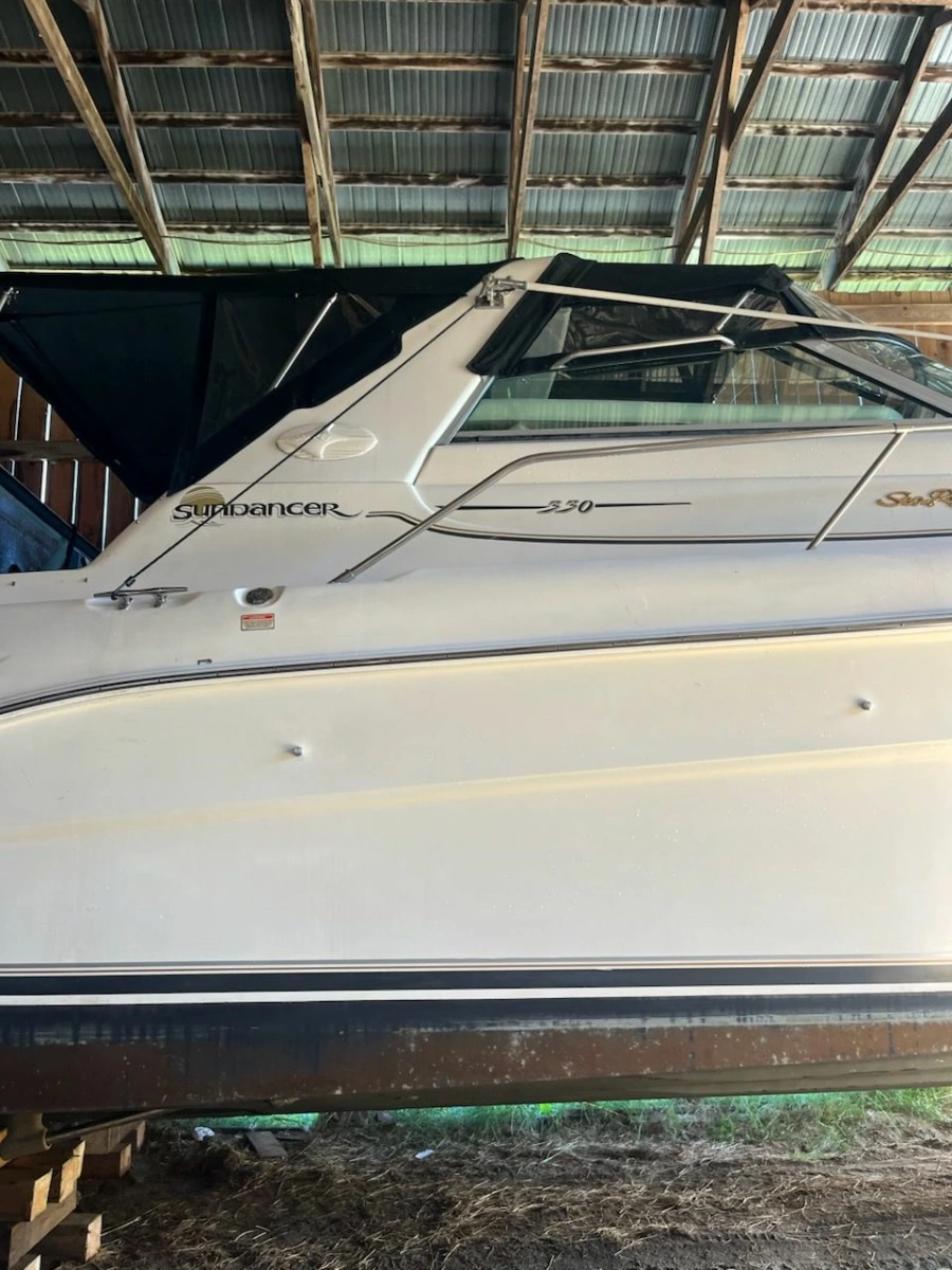1997 Sea Ray 330 Sundancer 33