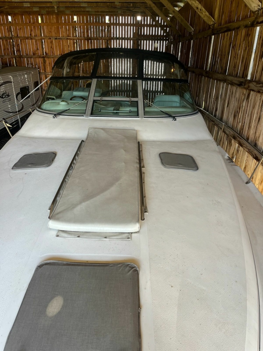 1997 Sea Ray 330 Sundancer 33