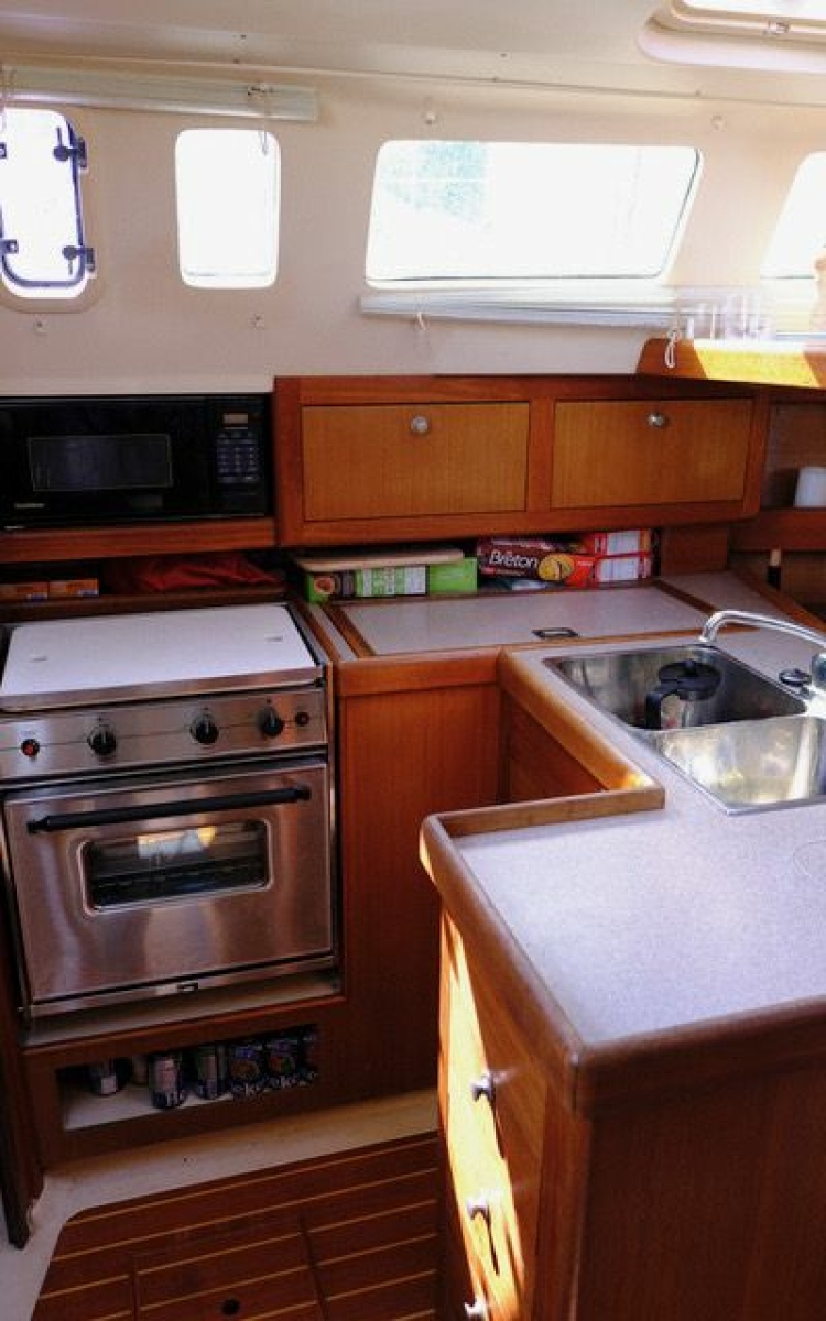 1997 Hunter 340 34