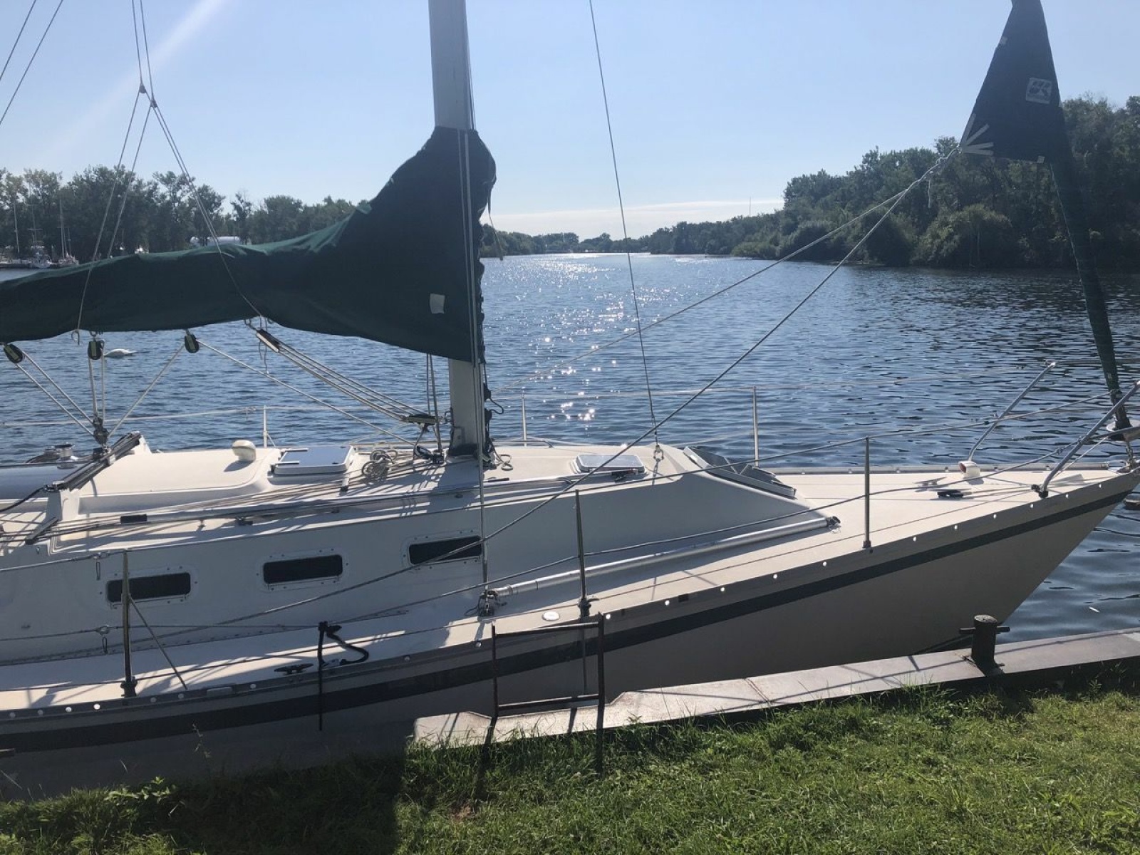 1984 CS 33 33