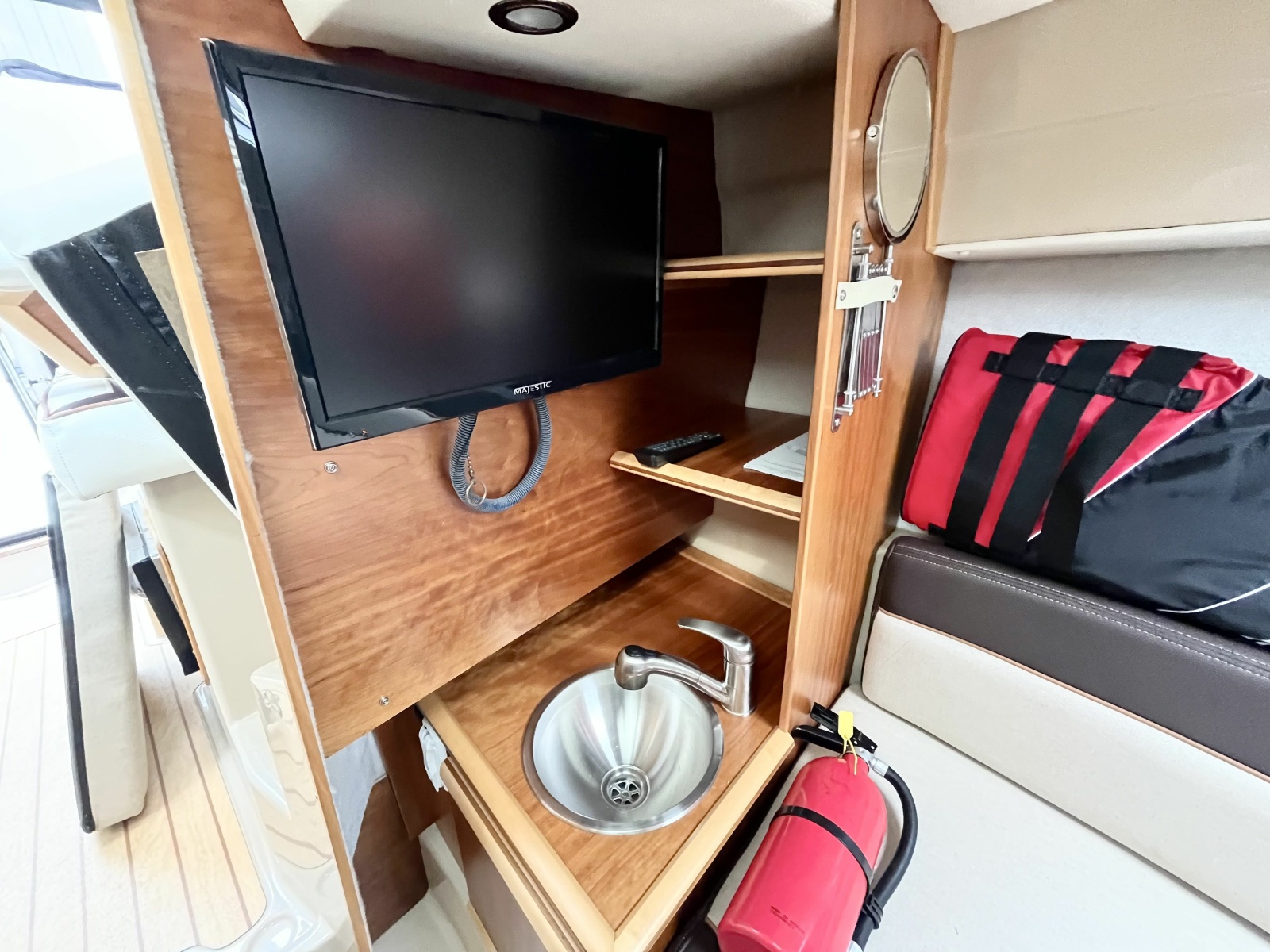 2017 Cutwater C-24 24
