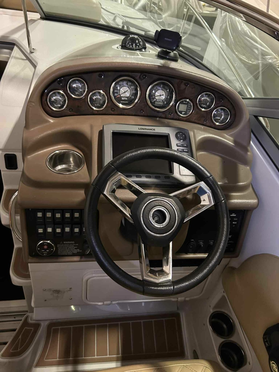 2011 Crownline 280 LPX (28 EP) 28