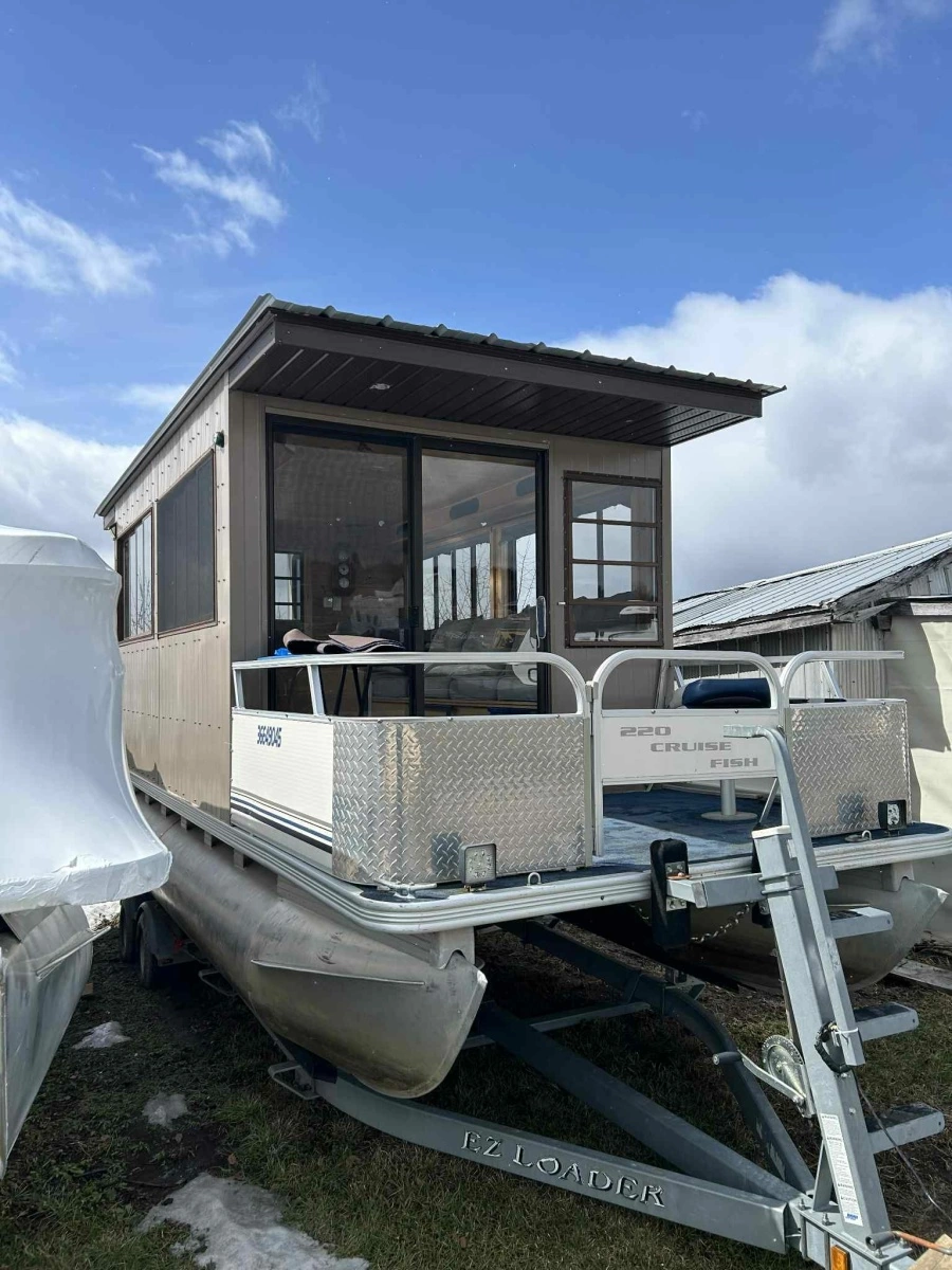 2019 Cruise Fish 220 22