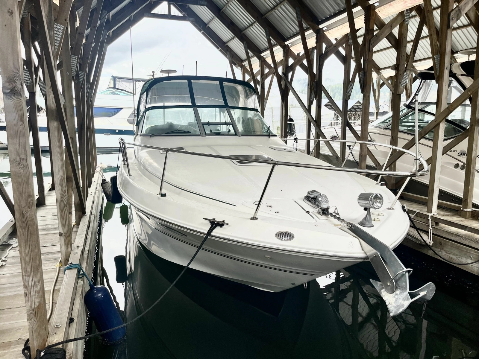 1999 Sea Ray 310 Sundancer 31