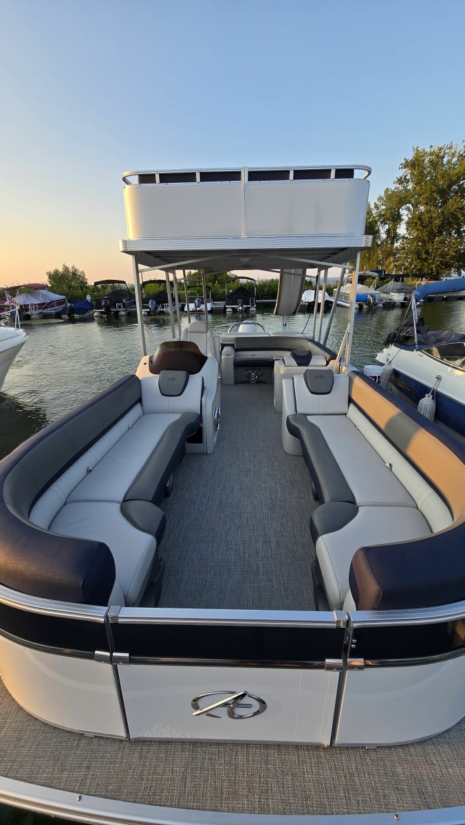 2023 Avalon Catalina 2585 CRFS Funship 25