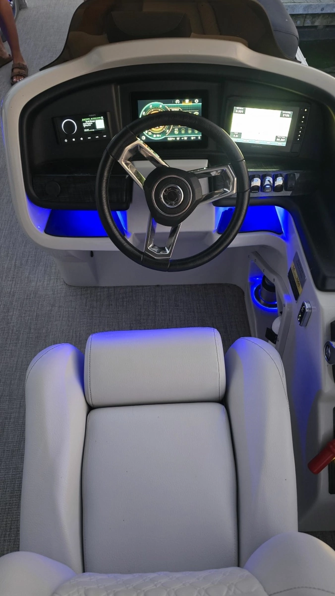 2023 Avalon Catalina 2585 CRFS Funship 25