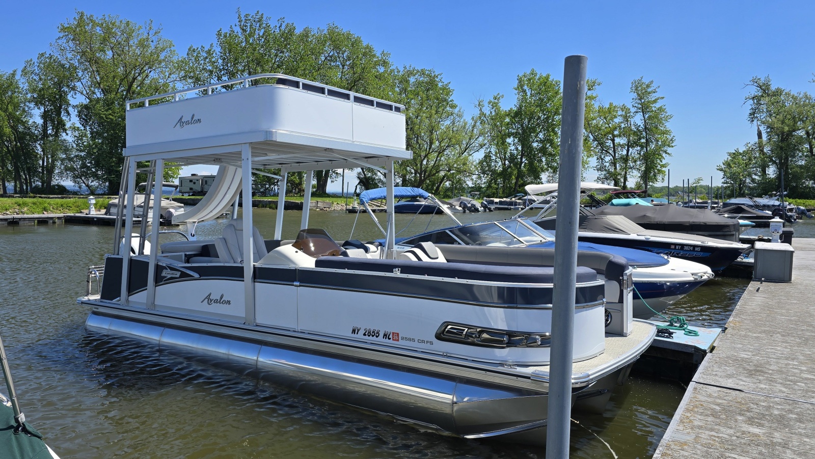 2023 Avalon Catalina 2585 CRFS Funship 25