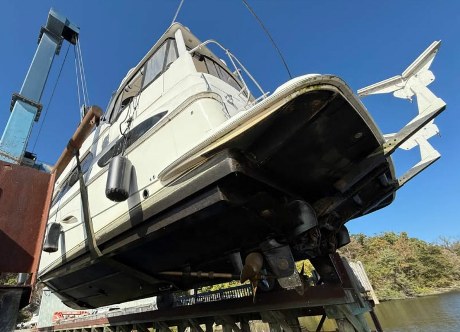 2004 Silverton 43 Motor Yacht 43