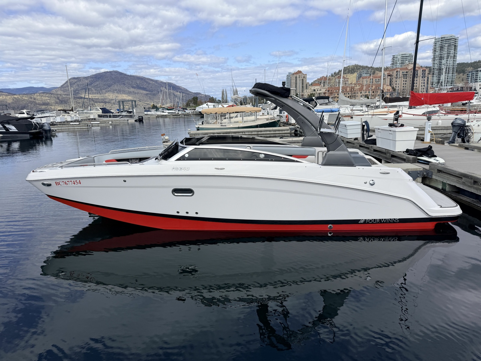 2023 Four Winns HD240 RS Surf 24