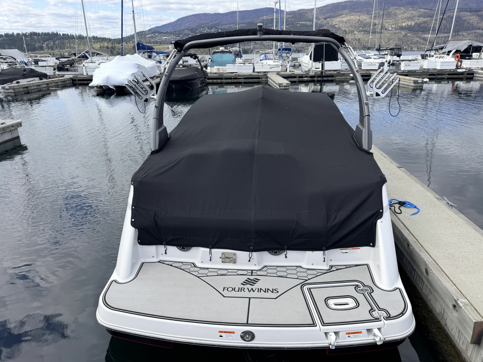 2023 Four Winns HD240 RS Surf 24