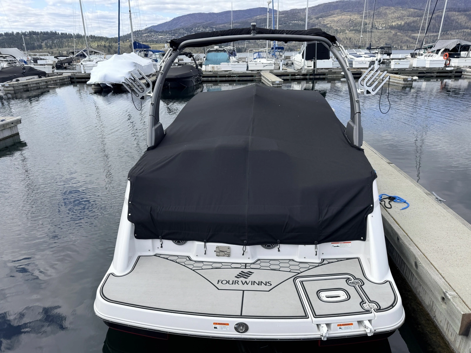 2023 Four Winns HD240 RS Surf 24