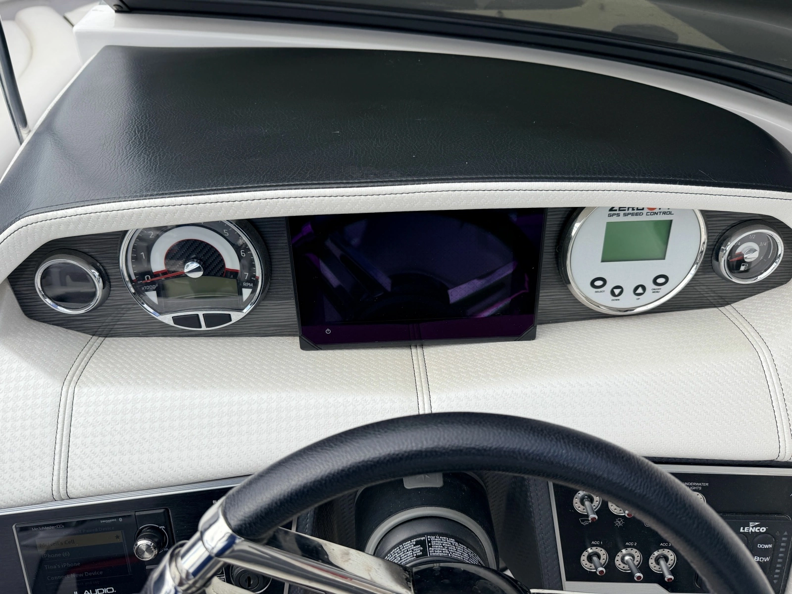 2023 Four Winns HD240 RS Surf 24