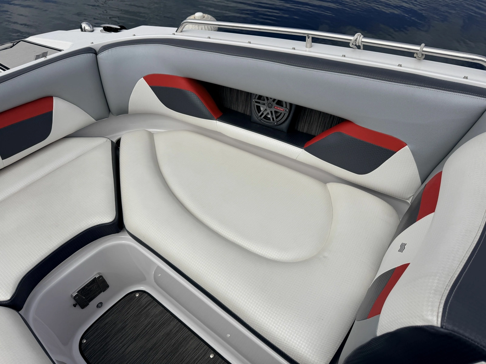 2023 Four Winns HD240 RS Surf 24
