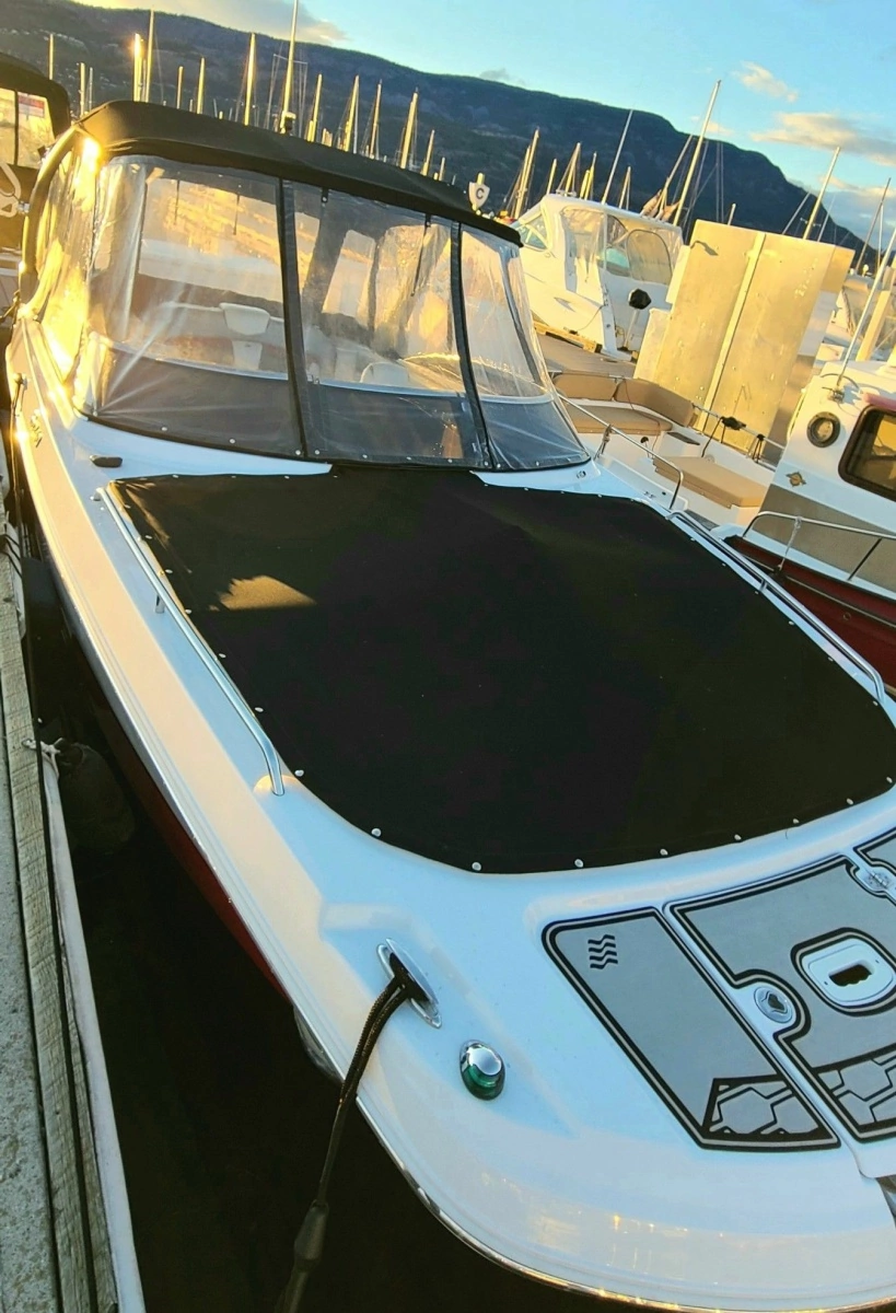 2023 Four Winns HD240 RS Surf 24