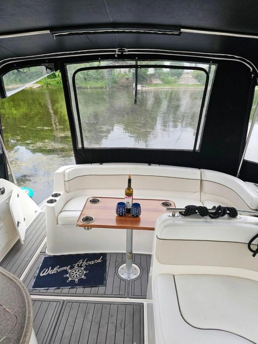 2008 Rinker 320 32
