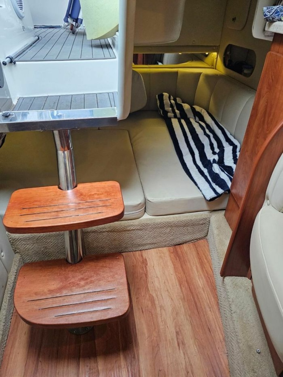 2008 Rinker 320 32