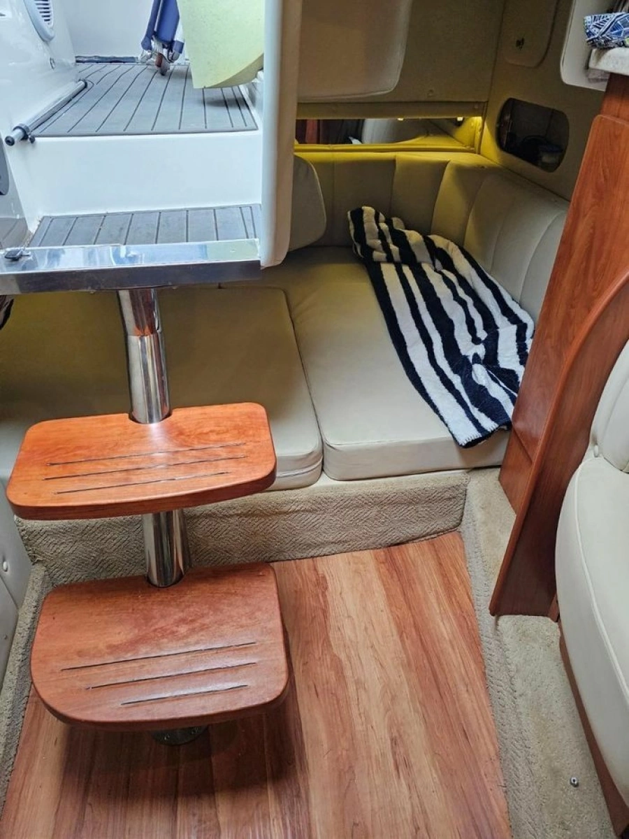 2008 Rinker 320 32