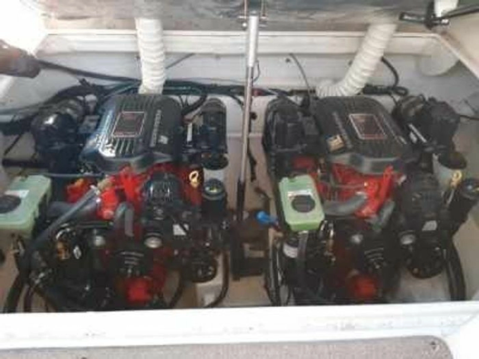 2008 Rinker 320 32
