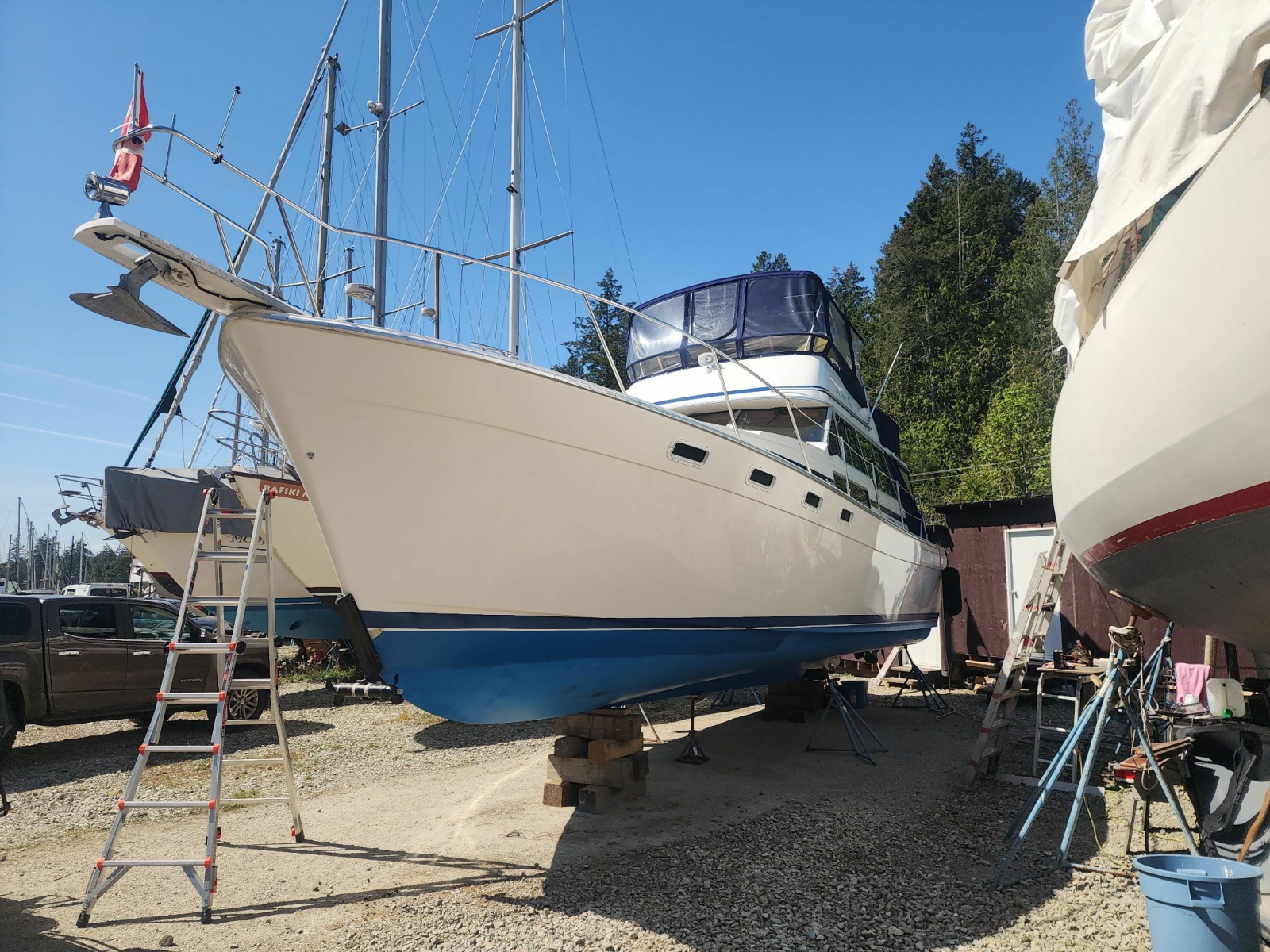 1985 Bayliner 3870 Motoryacht 38