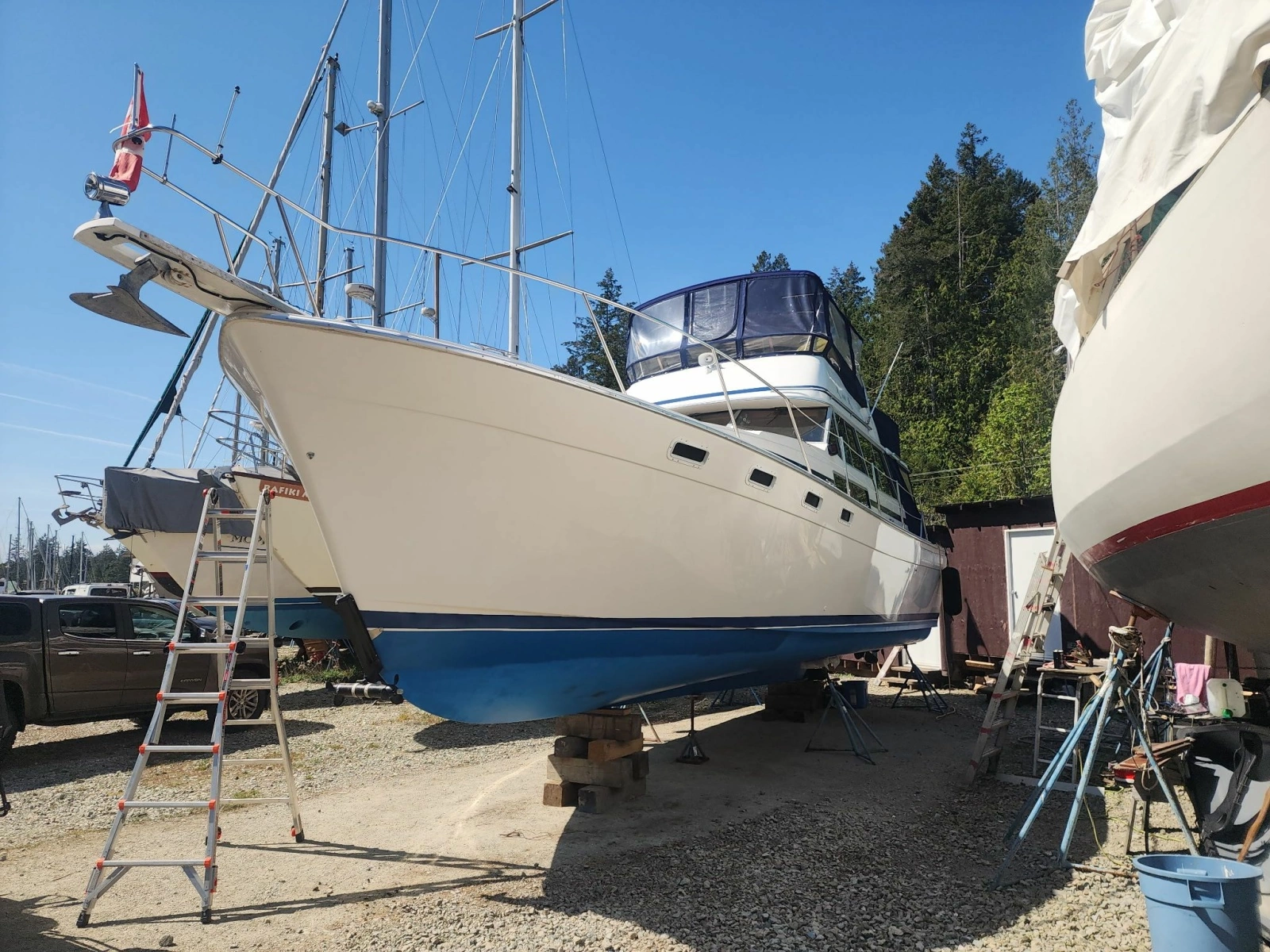 1985 Bayliner 3870 Motoryacht 38
