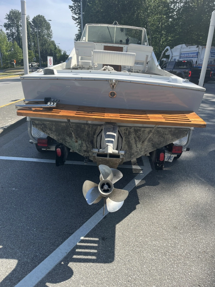 1966 Bertram 20 Bahia Mar 20