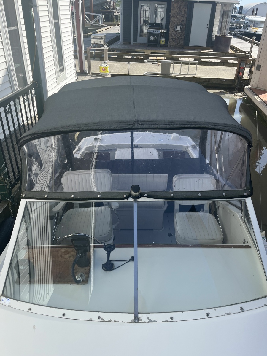 1966 Bertram 20 Bahia Mar 20