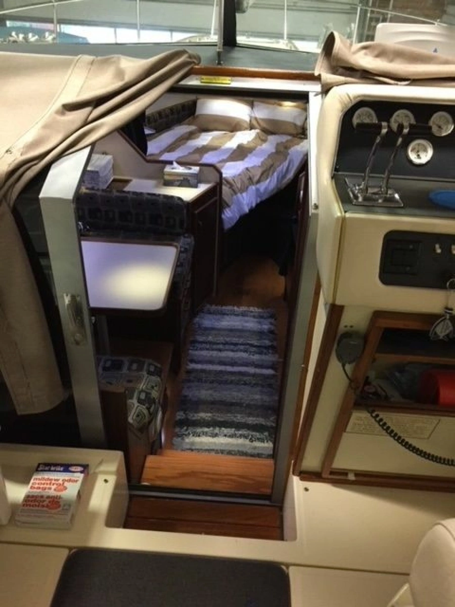 1986 Sea Ray 300 Weekender 30