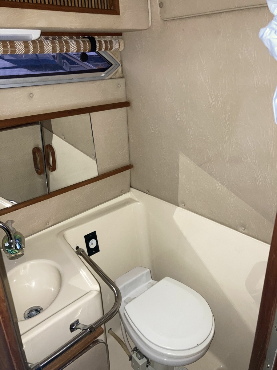 1986 Sea Ray 300 Weekender 30