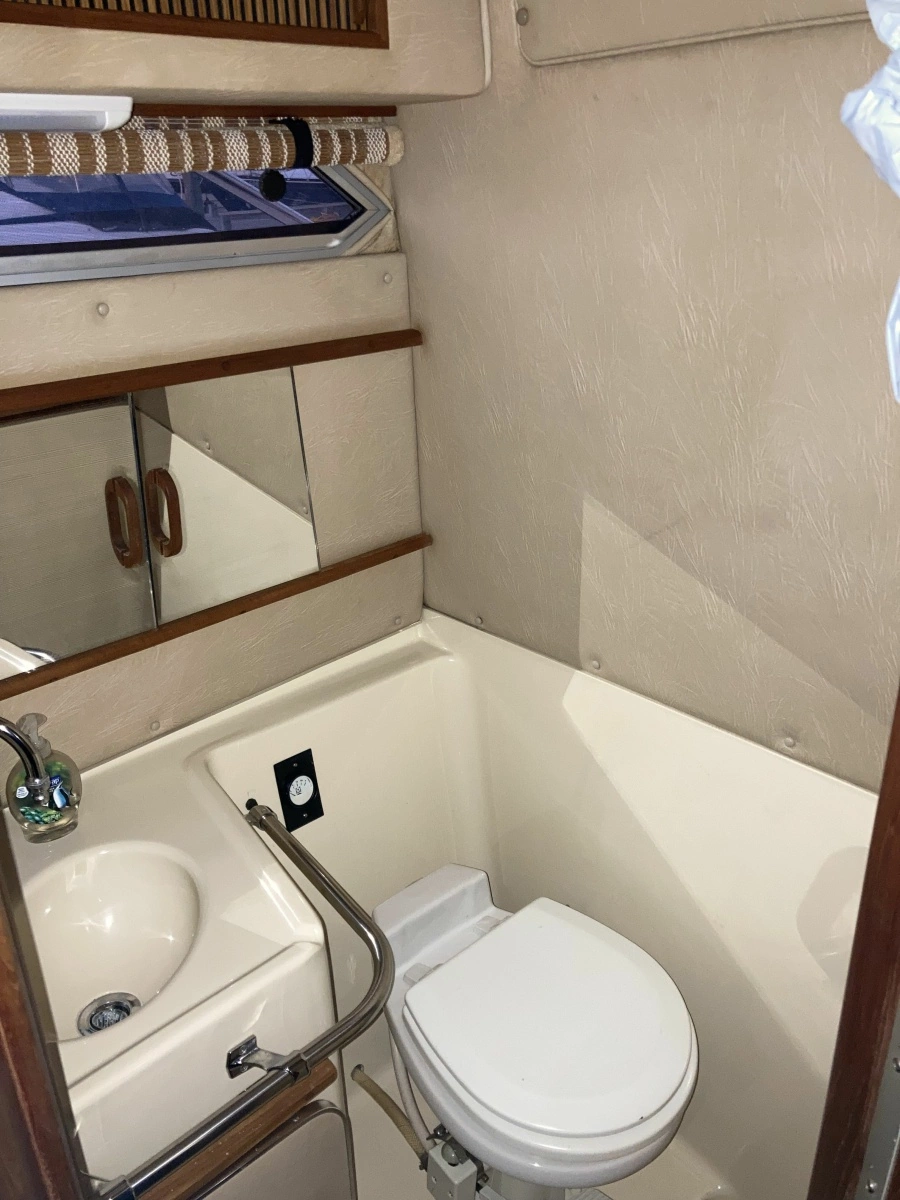 1986 Sea Ray 300 Weekender 30