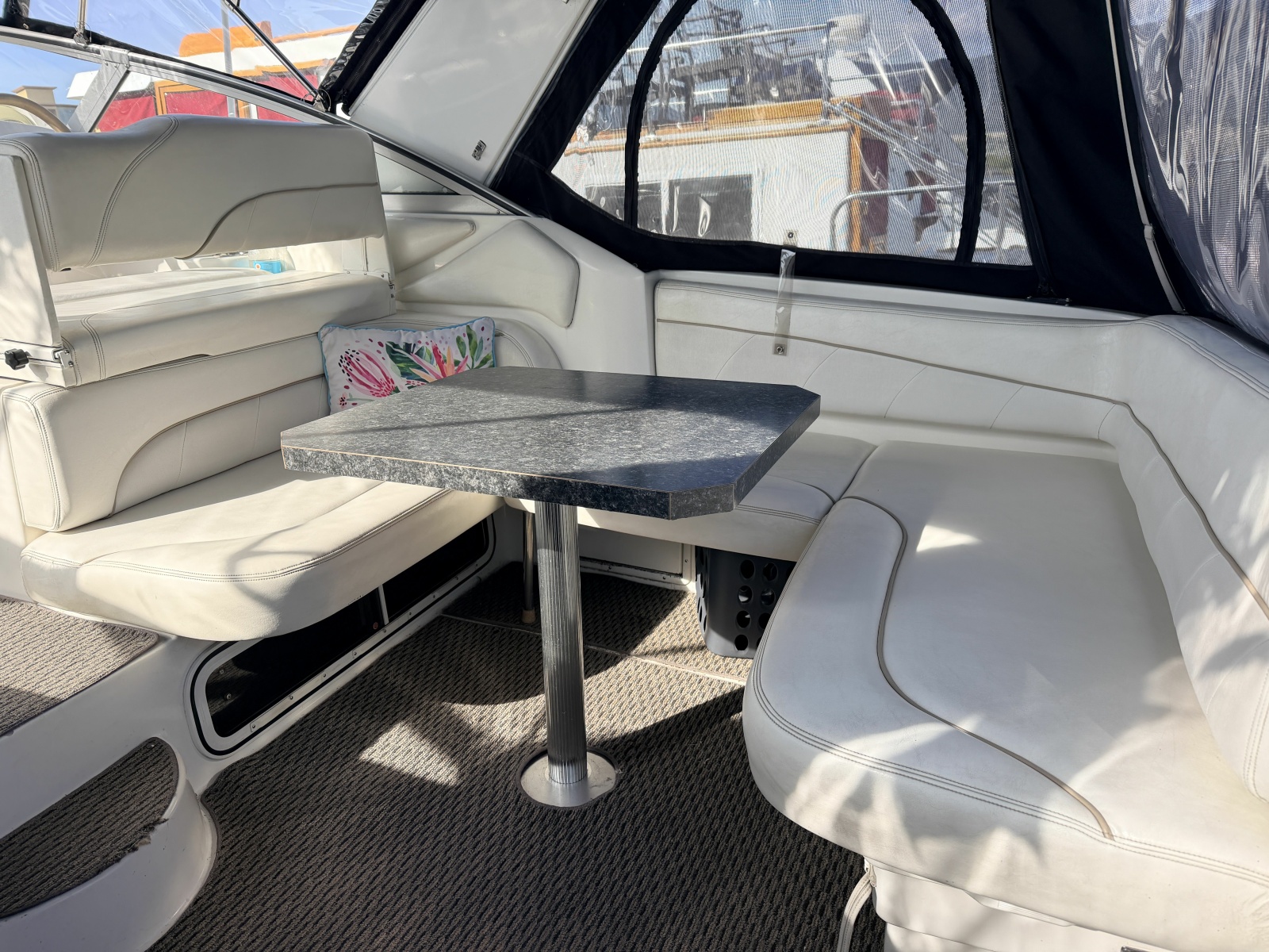 2000 Larson Cabrio 330 33