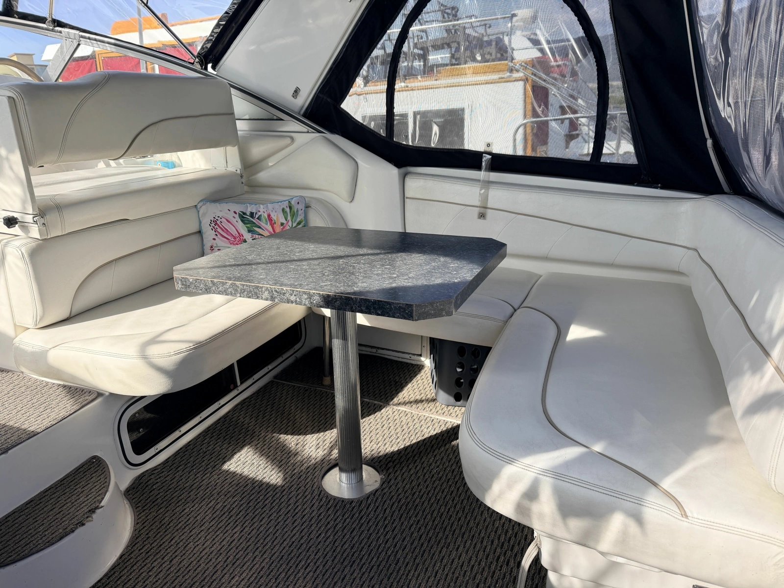 2000 Larson Cabrio 330 33