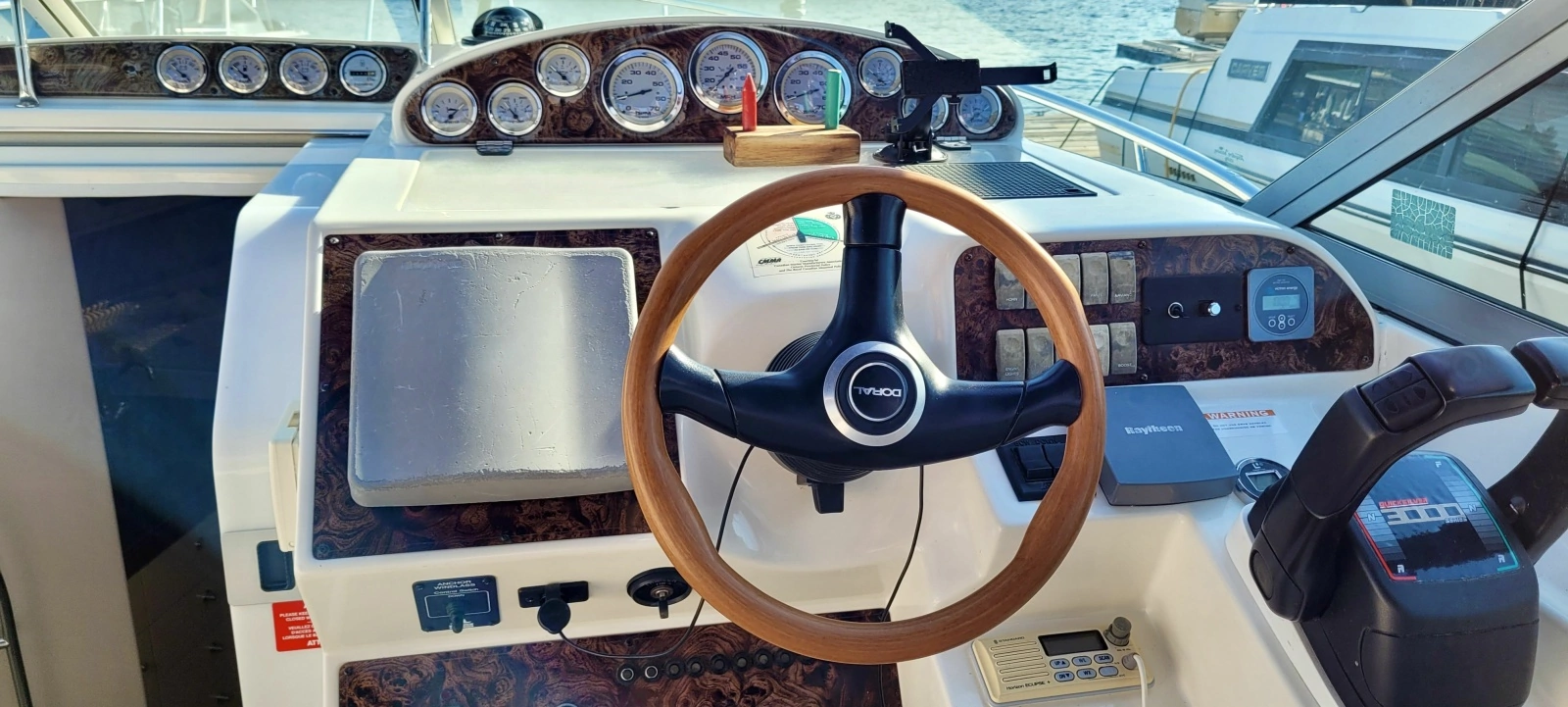 2001 Doral 300 SE 30