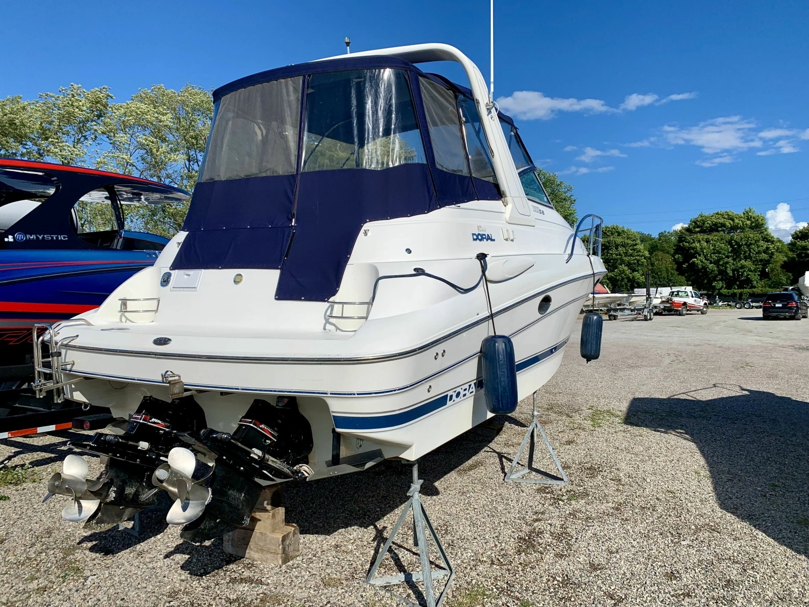 2001 Doral 300 SE 30