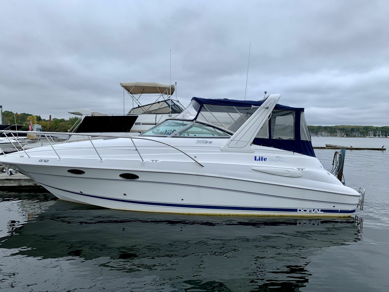 2001 Doral 300 SE 30