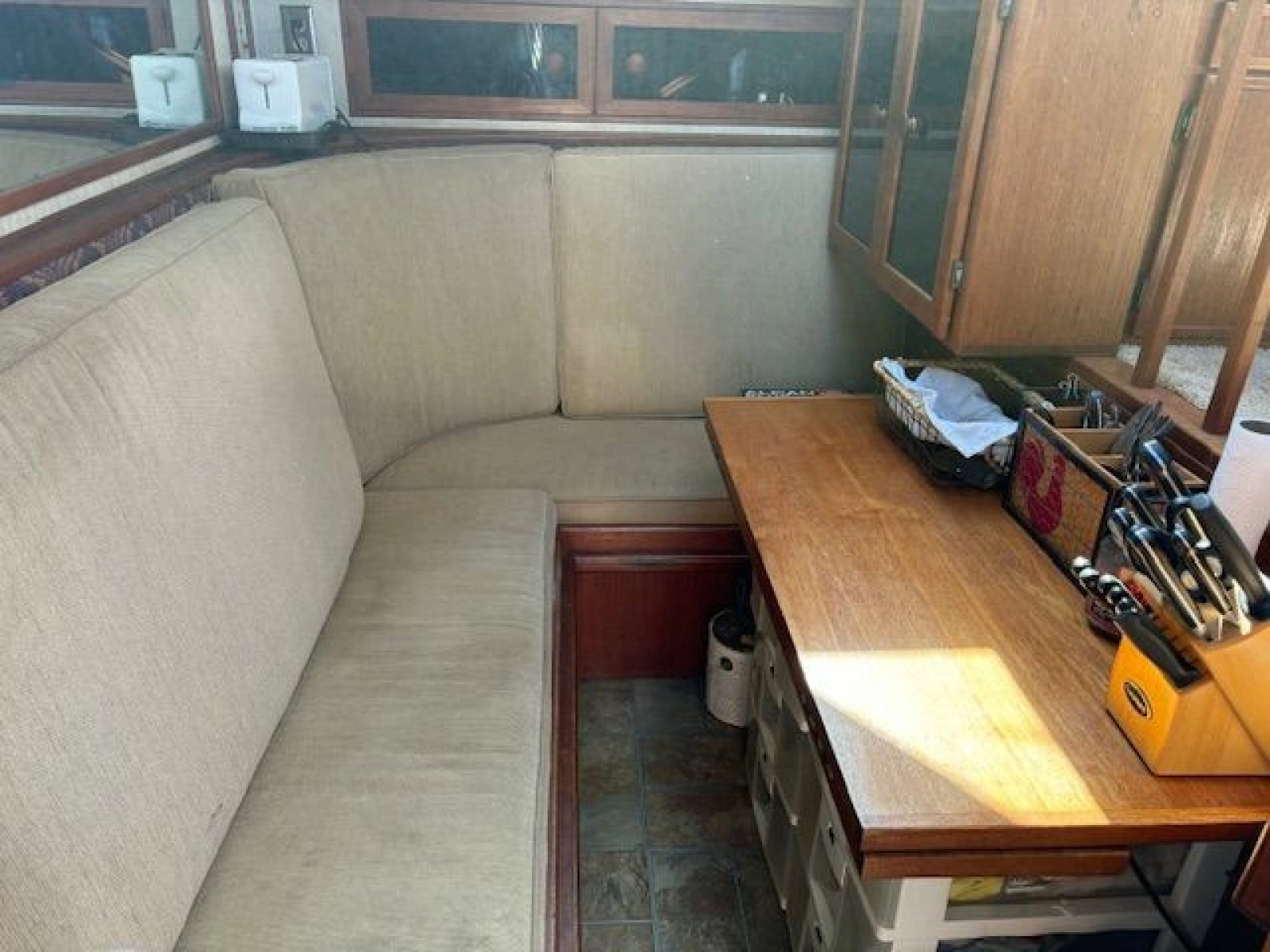 1981 Uniflite MY 48