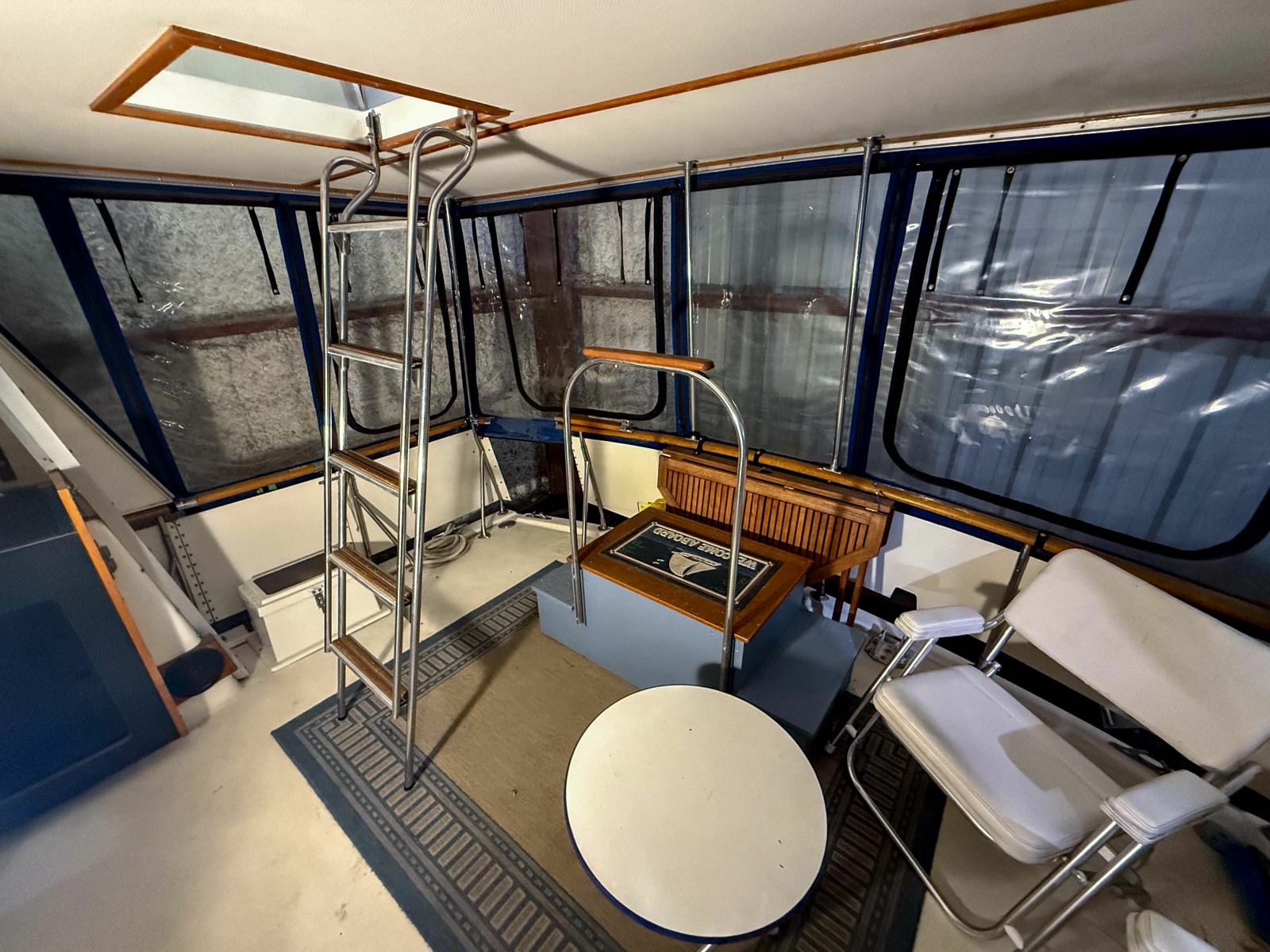 1977 Pacemaker FB Motor Yacht 40