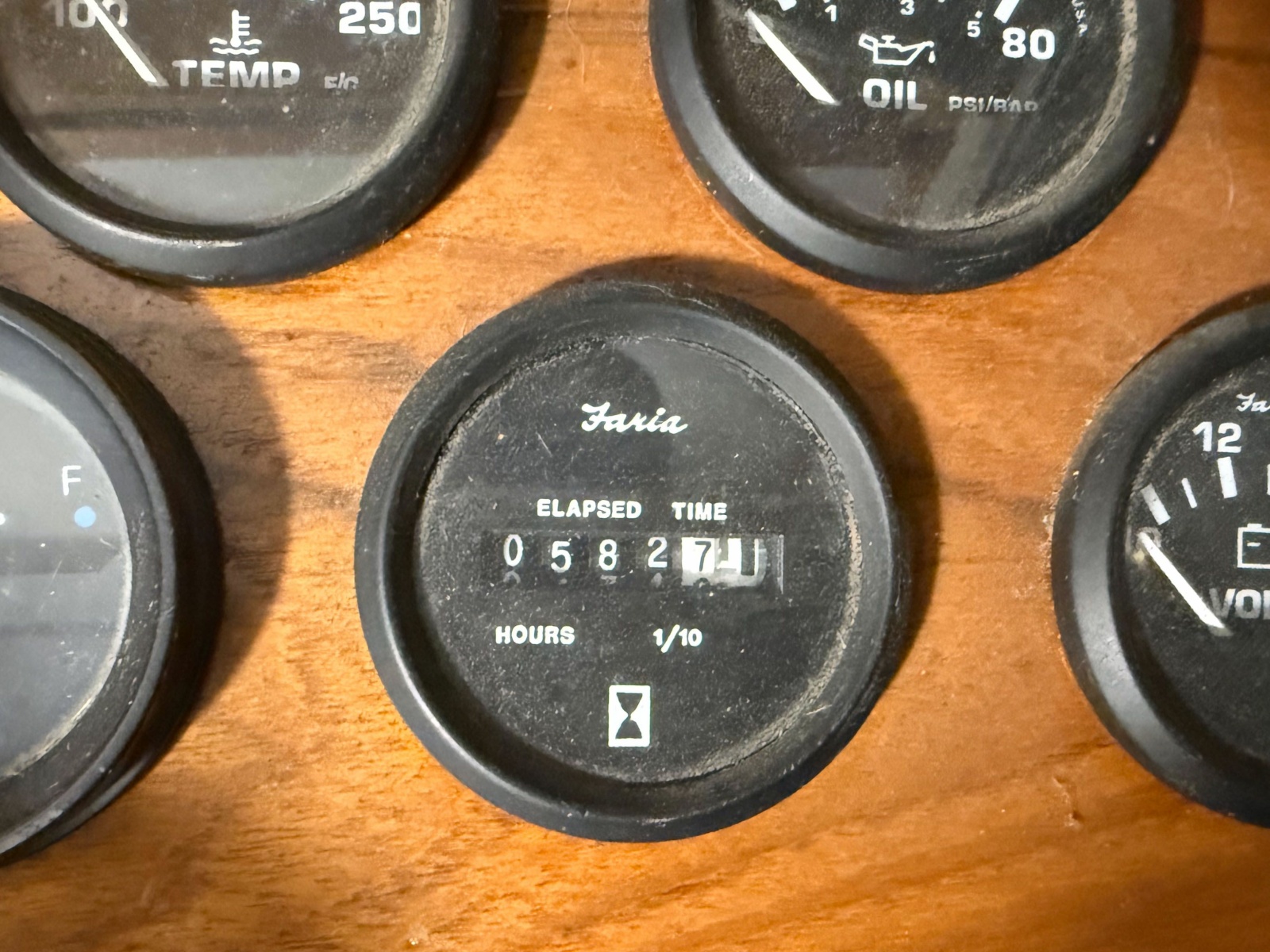 1977 Pacemaker FB Motor Yacht 40