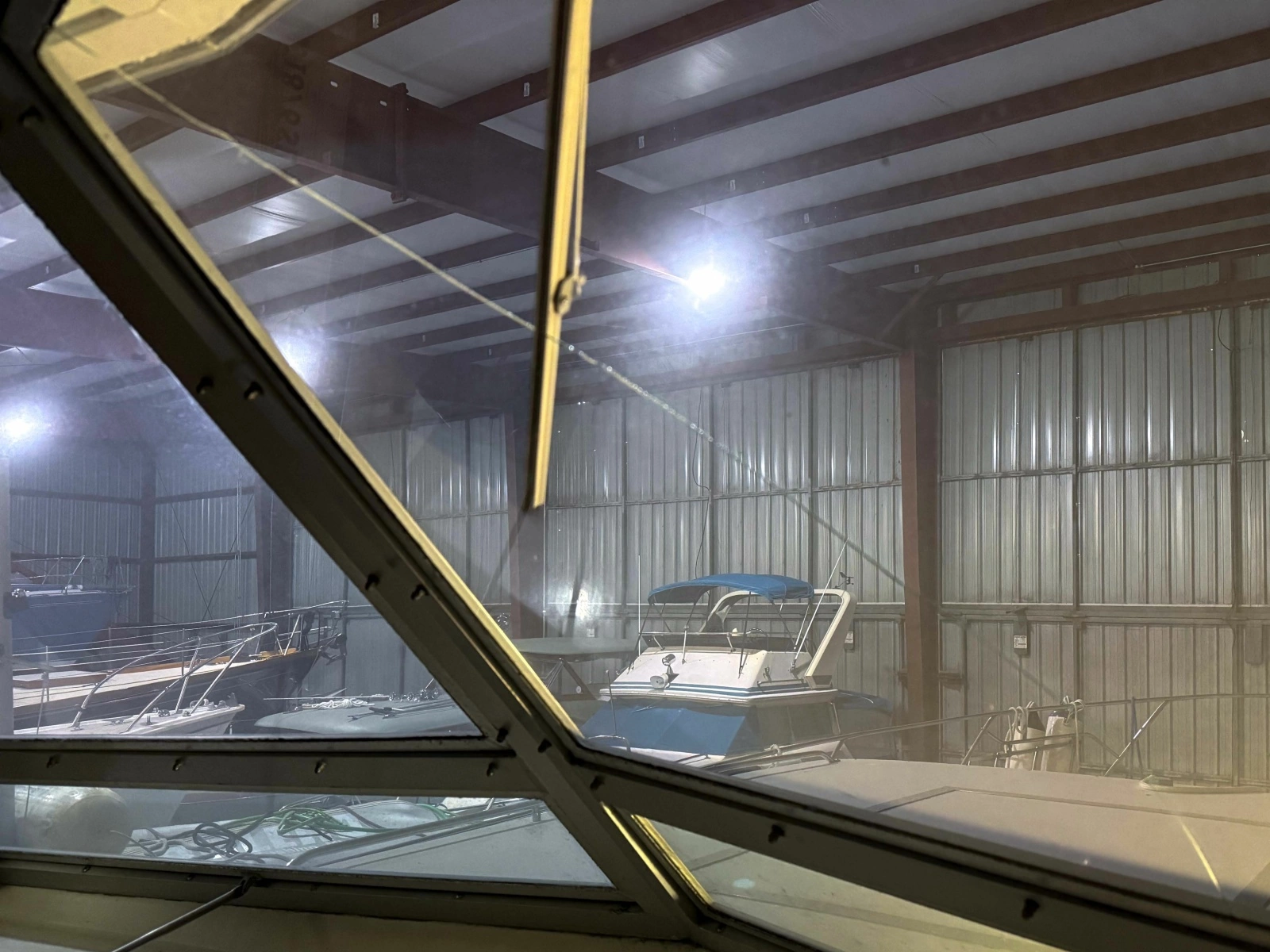 1977 Pacemaker FB Motor Yacht 40