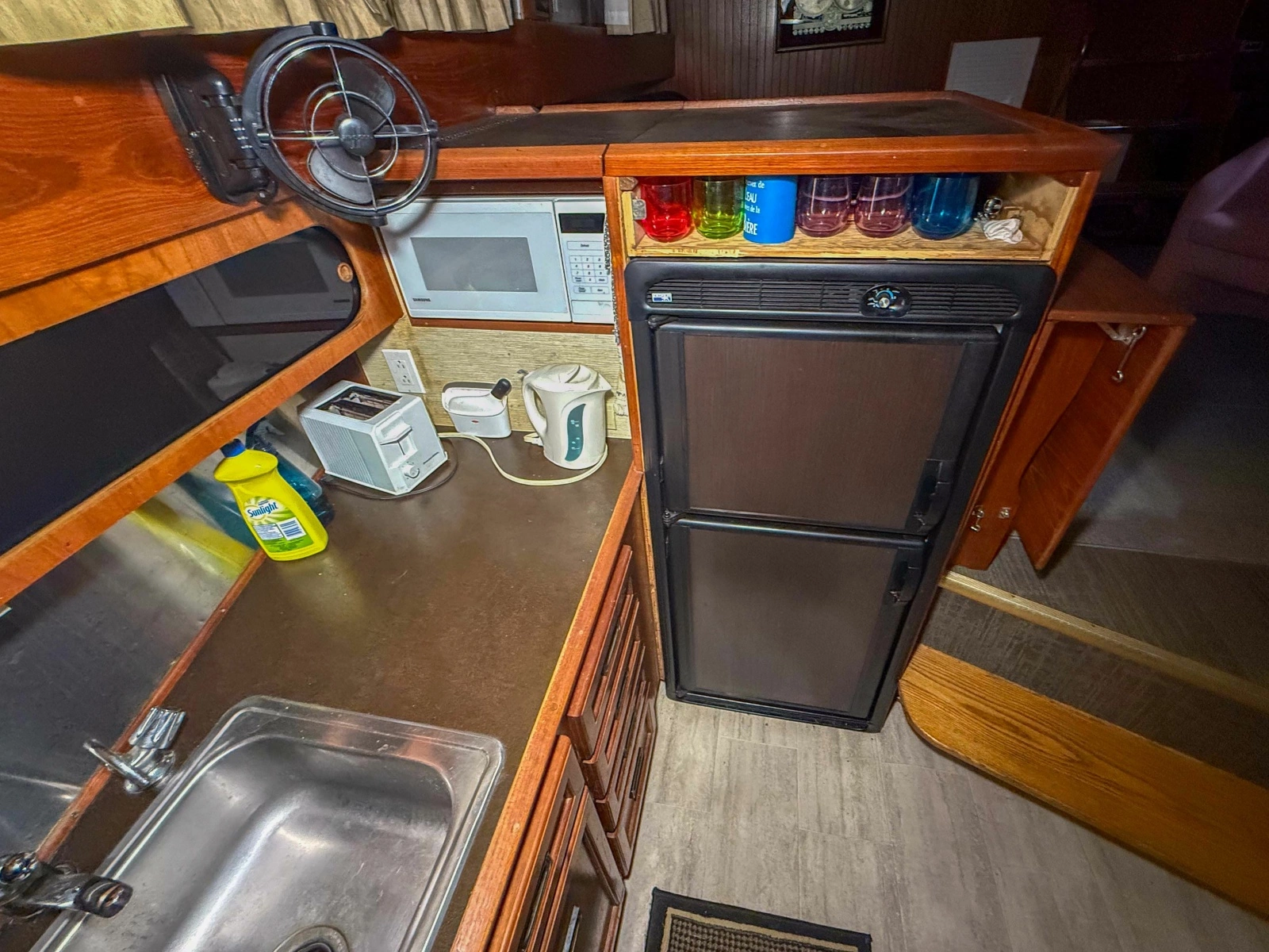 1977 Pacemaker FB Motor Yacht 40