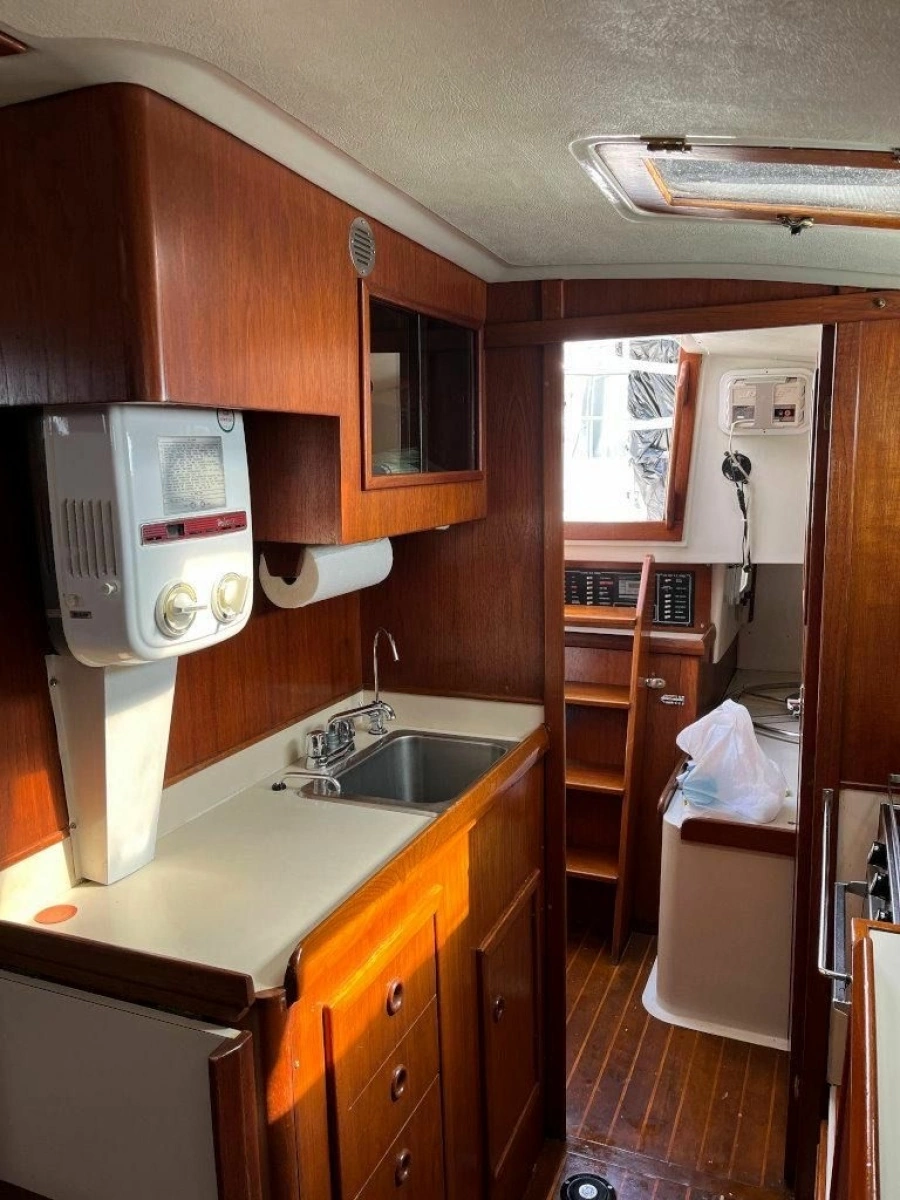 1981 Niagara 35 Mark 1 35