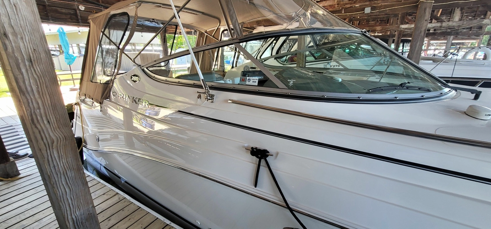 2009 Rinker 280 EC 28
