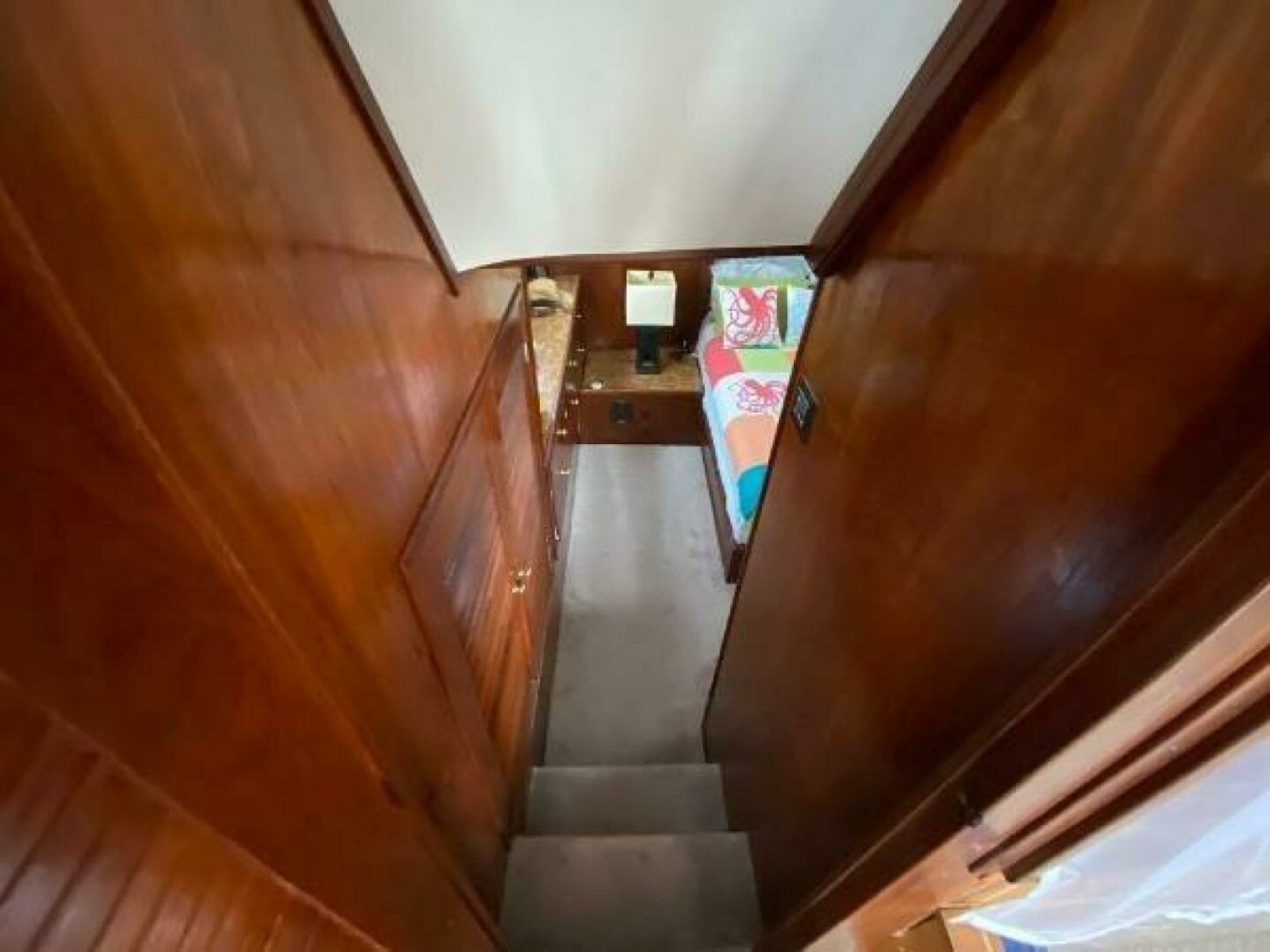 1984 Burns Craft 48 MY 48