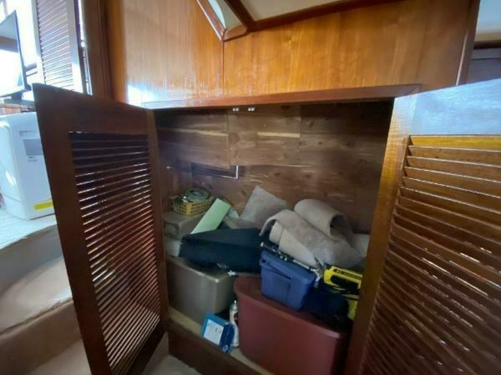 1984 Burns Craft 48 MY 48
