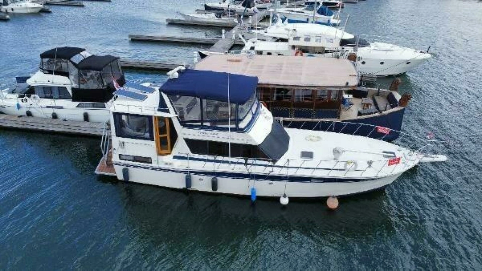1984 Burns Craft 48 MY 48