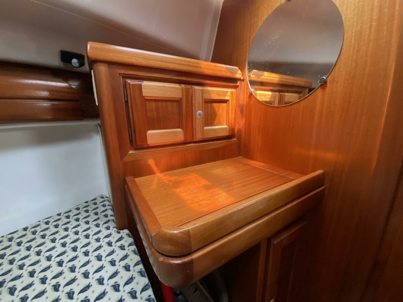 1999 Dufour 39 CC 39